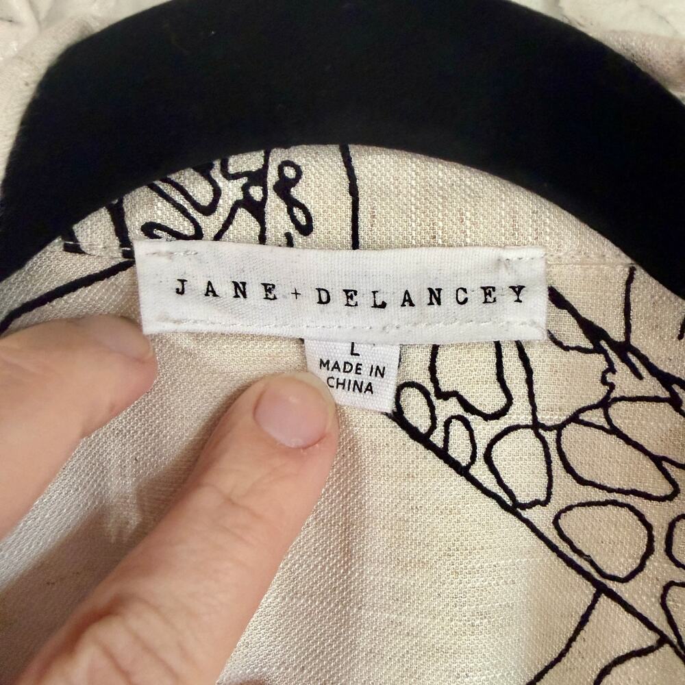 Jane Delancey Giraffe Print Button Up Shirt Linen Blend Safari Animal Print Top - Picture 5 of 10